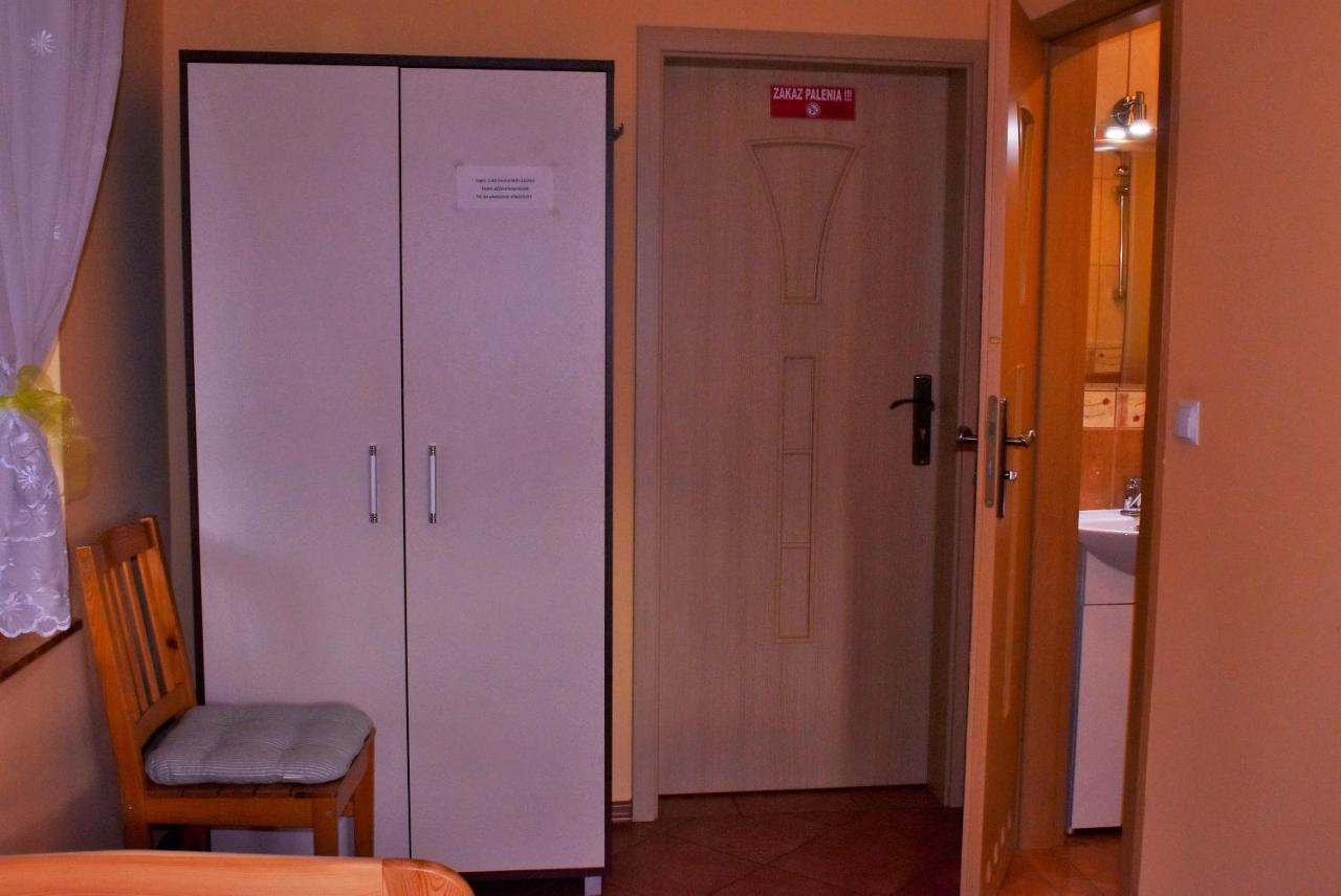 Pokoje Nad Rzeka Kudowa-Zdroj Bagian luar foto